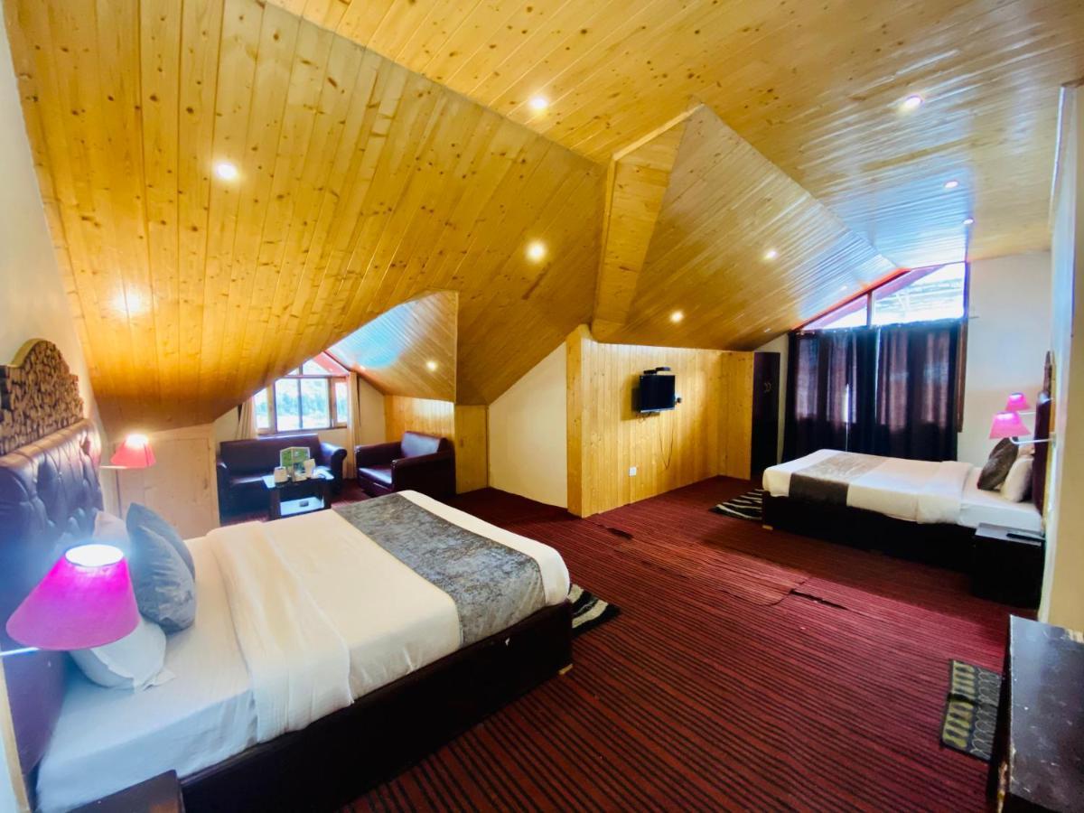 Hotel Hadimba Palace - Near Mall Road Manāli Εξωτερικό φωτογραφία