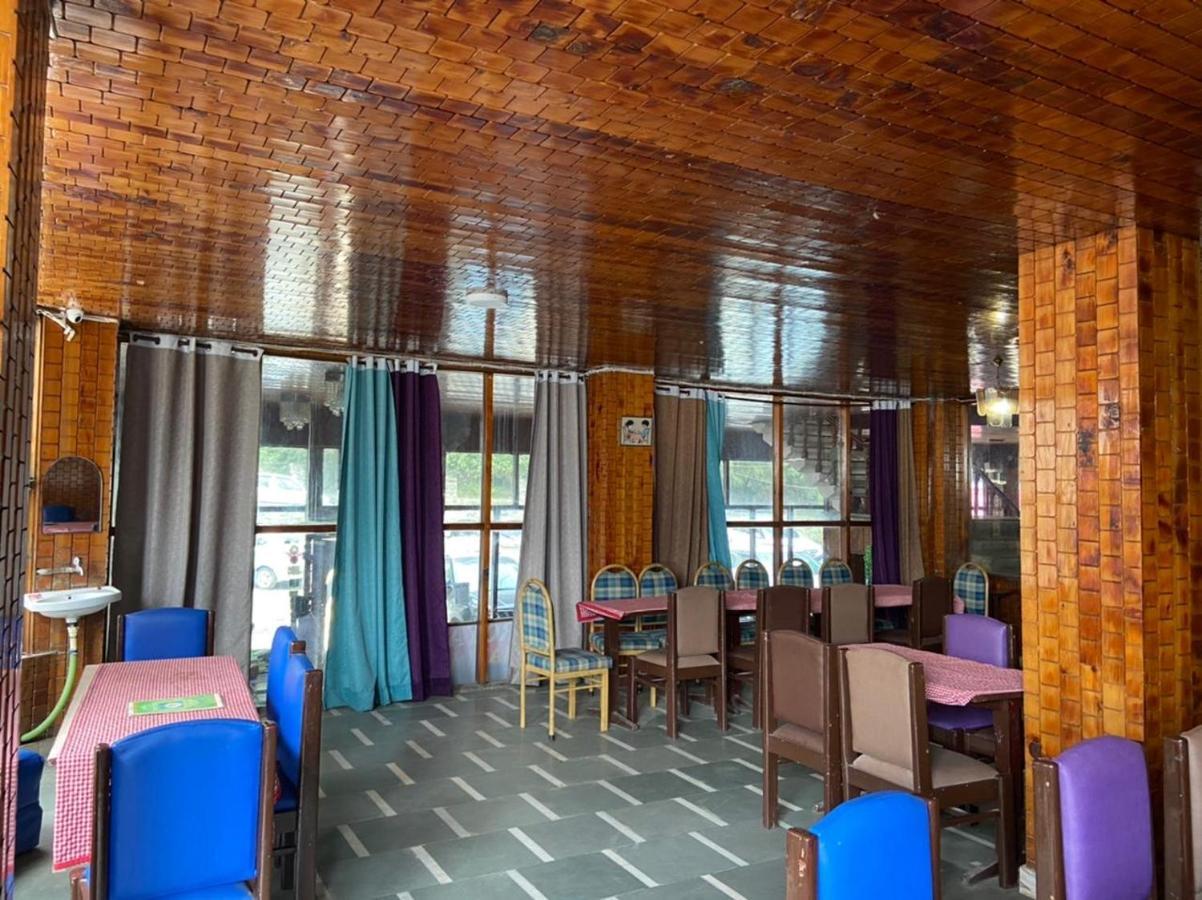 Hotel Hadimba Palace - Near Mall Road Manāli Εξωτερικό φωτογραφία