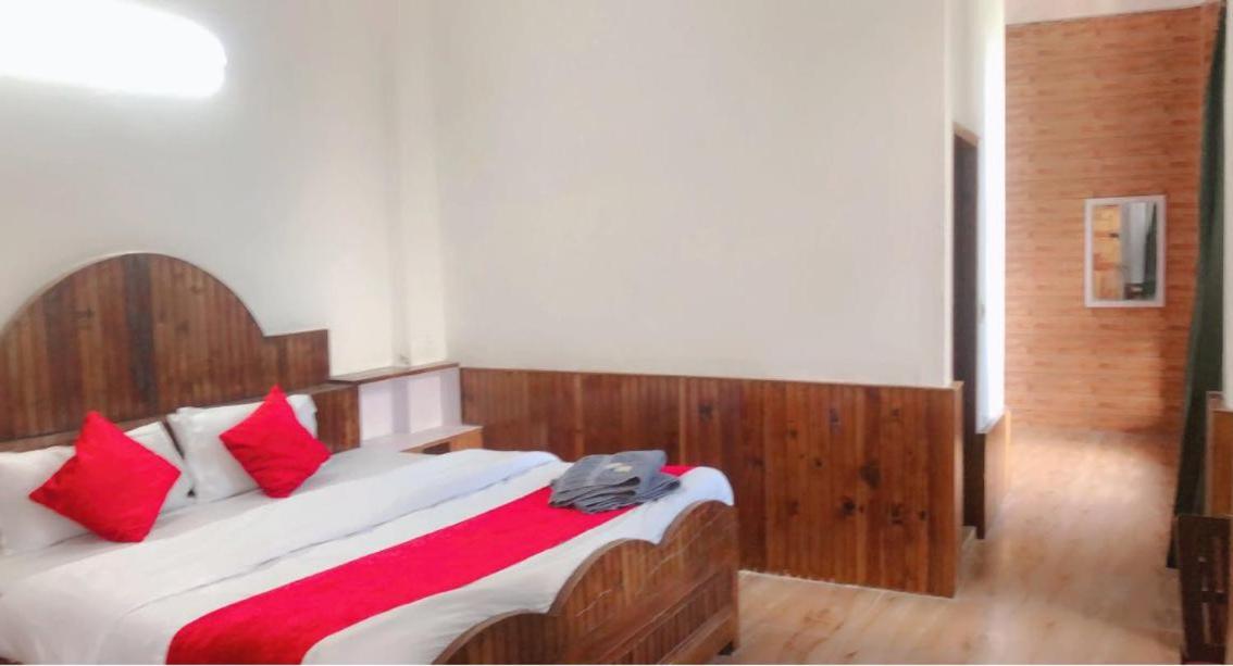 Hotel Hadimba Palace - Near Mall Road Manāli Εξωτερικό φωτογραφία
